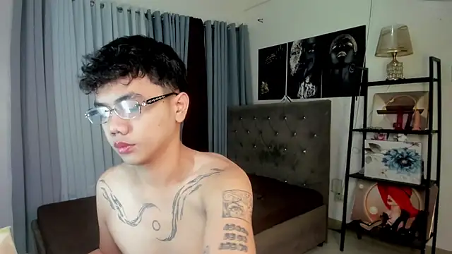 UncensoredCock online show from October 25, 2025, 4:40 pm