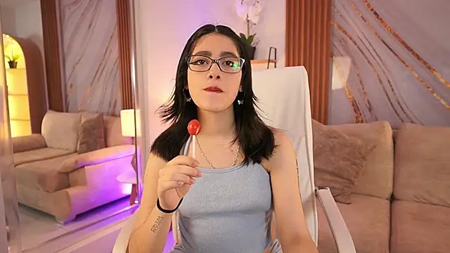 BillieBrownn online show from April 30, 2026, 7:10 pm