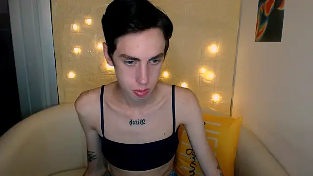 AlexNaughty14 online show from September 18, 2025, 2:53 pm