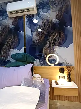 Snapshot of Anabacker01 chatting on March 18, 2026, 1:02 pm Anabacker01 online show from March 18, 2026, 1:02 pm