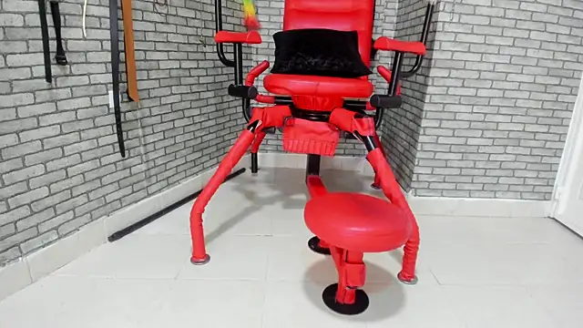 Snapshot of BDSM_MEDUZA chatting on January 9, 2026, 11:28 am BDSM MEDUZA online show from January 9, 2026, 11:28 am