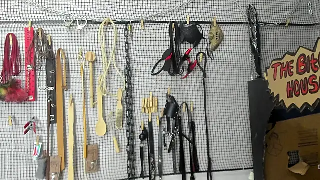 Snapshot of BDSM_MEDUZA chatting on February 16, 2026, 5:06 am BDSM MEDUZA online show from February 16, 2026, 5:06 am