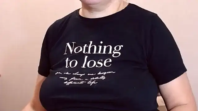 NastyAssxx online show from November 12, 2025, 5:06 pm