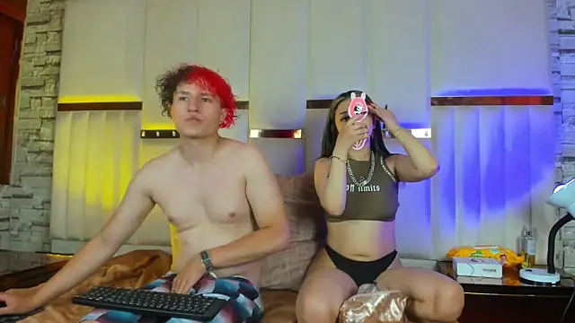 ANLLELOAndANGELA online show from December 21, 2025, 6:42 pm