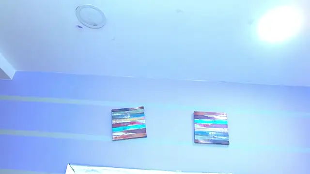 Emily Swiftt online show from November 14, 2025, 8:51 am