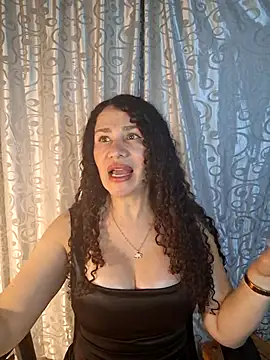 Lina 444 online show from May 10, 2026, 2:04 am