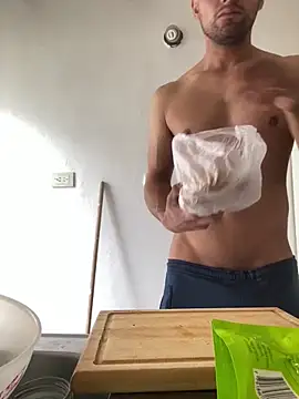 Snapshot of Fran-cisco1509 chatting on September 25, 2025, 2:12 pm Fran-cisco1509 online show from September 25, 2025, 2:12 pm