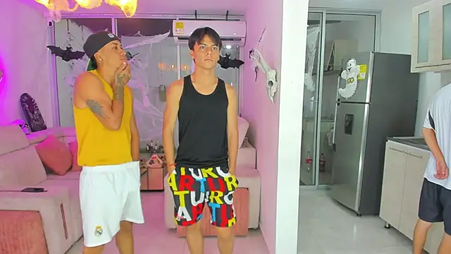 Houseofwarrios online show from October 6, 2025, 5:41 am