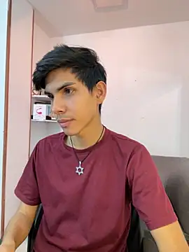 David 925  online show from December 5, 2025, 5:50 am