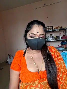 queendivya online show from May 24, 2026, 9:42 am