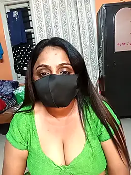 queendivya online show from May 8, 2026, 6:12 pm