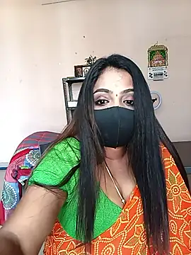 queendivya online show from May 8, 2026, 6:06 am