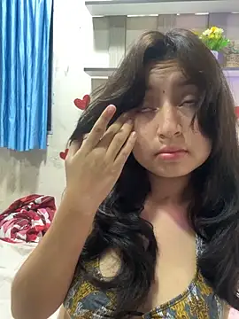 Snapshot of Noamilk chatting on April 16, 2026, 10:27 am Noamilk online show from April 16, 2026, 10:27 am