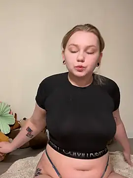 lame cat online show from October 5, 2025, 12:56 am