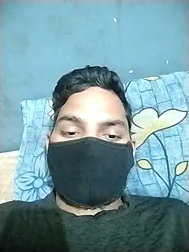 Snapshot of VickyMonster5 chatting on October 5, 2025, 12:45 am VickyMonster5 online show from October 5, 2025, 12:45 am