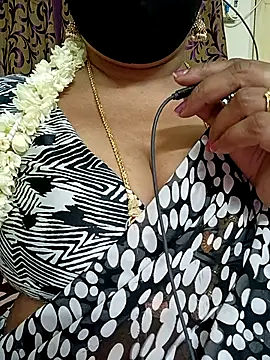 Maithili18 online show from October 12, 2025, 6:59 am