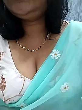 divya-jannu online show from November 5, 2025, 6:00 pm