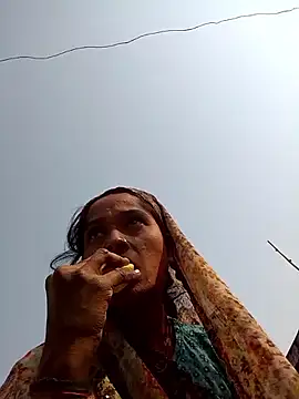 Hot reshmaji online show from November 18, 2025, 5:55 am