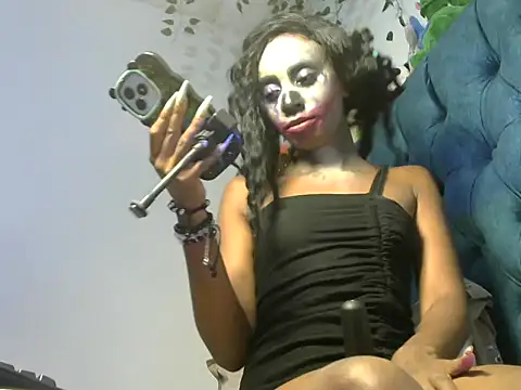 Bustyquin online show from November 1, 2025, 11:42 pm