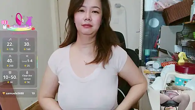 sallycui online show from July 13, 2026, 10:20 pm