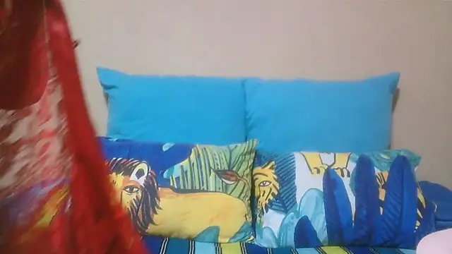 GAIGANTICBOOBS online show from April 1, 2026, 3:52 am