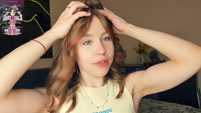 Snapshot of MaliaBourraine chatting on March 28, 2026, 7:09 am MaliaBourraine online show from March 28, 2026, 7:09 am