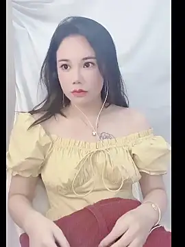 Snapshot of Cha_Cha_Er chatting on October 3, 2025, 1:01 pm Cha Cha Er online show from October 3, 2025, 1:01 pm