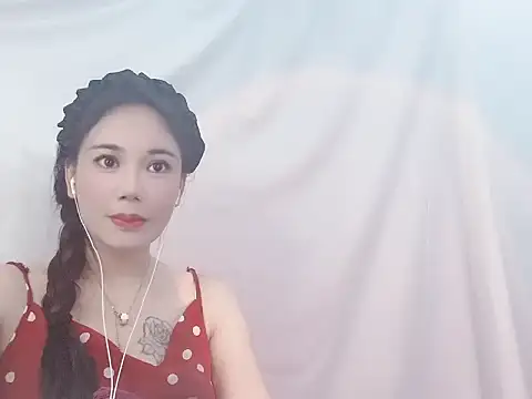 Snapshot of Cha_Cha_Er chatting on October 4, 2025, 1:12 pm Cha Cha Er online show from October 4, 2025, 1:12 pm