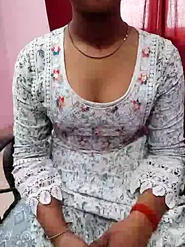 Snapshot of pari_rani7 chatting on March 19, 2026, 3:50 am pari rani7 online show from March 19, 2026, 3:50 am