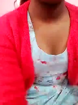 Snapshot of pari_rani7 chatting on December 2, 2025, 4:14 am pari rani7 online show from December 2, 2025, 4:14 am