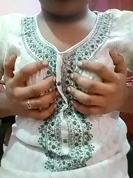 pari rani7 online show from November 5, 2025, 3:53 am