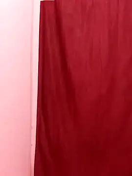 Snapshot of pari_rani7 chatting on February 14, 2026, 2:56 am pari rani7 online show from February 14, 2026, 2:56 am