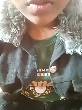 Snapshot of pari_rani7 chatting on December 3, 2025, 4:57 am pari rani7 online show from December 3, 2025, 4:57 am