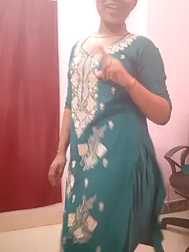 Snapshot of pari_rani7 chatting on February 21, 2026, 4:25 am pari rani7 online show from February 21, 2026, 4:25 am