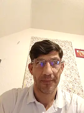 Casianantoonnio online show from February 16, 2026, 11:46 pm