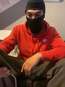 Ryan2205 online show from October 4, 2025, 9:11 am