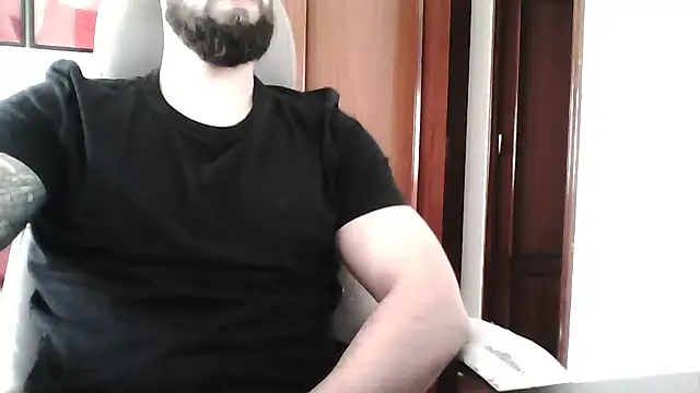 Snapshot of yourfantasy777 chatting on April 22, 2026, 3:41 pm yourfantasy777 online show from April 22, 2026, 3:41 pm