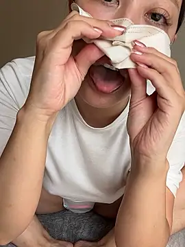 Snapshot of 7_hazime chatting on November 8, 2025, 5:00 am 7 hazime online show from November 8, 2025, 5:00 am