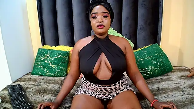 BendOveR0123 online show from November 18, 2025, 4:10 pm