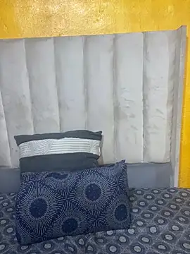 SexyBear012 online show from October 19, 2025, 8:00 pm