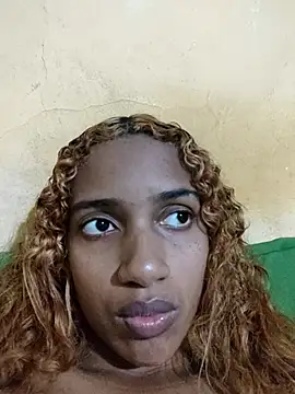 Barbiefox24 online show from May 16, 2026, 1:37 am