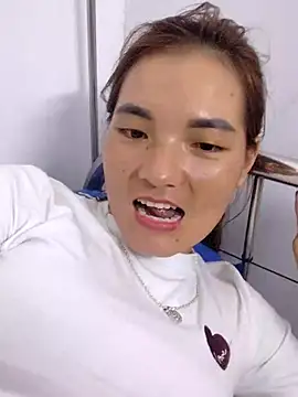 Snapshot of phuongxinhxan chatting on October 2, 2025, 11:02 am phuongxinhxan online show from October 2, 2025, 11:02 am