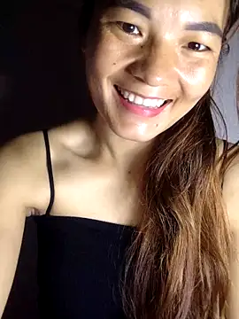 Snapshot of phuongxinhxan chatting on November 8, 2025, 9:18 pm phuongxinhxan online show from November 8, 2025, 9:18 pm