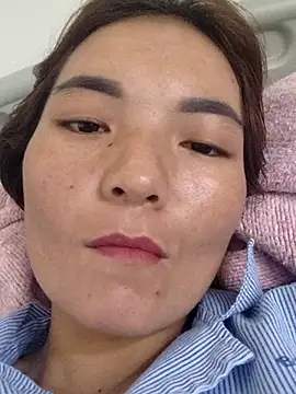 Snapshot of phuongxinhxan chatting on October 15, 2025, 5:50 am phuongxinhxan online show from October 15, 2025, 5:50 am