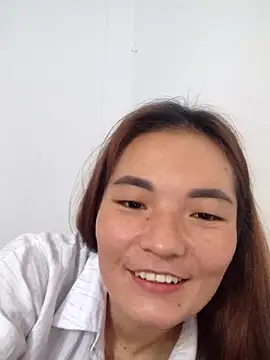 Snapshot of phuongxinhxan chatting on November 24, 2025, 3:28 am phuongxinhxan online show from November 24, 2025, 3:28 am