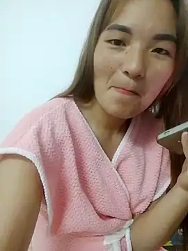 Snapshot of phuongxinhxan chatting on November 14, 2025, 1:48 pm phuongxinhxan online show from November 14, 2025, 1:48 pm