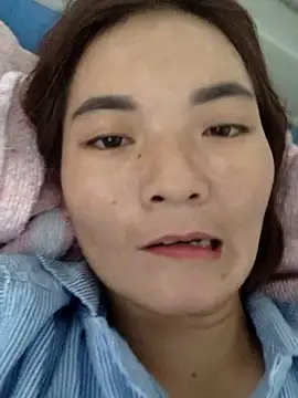 Snapshot of phuongxinhxan chatting on October 16, 2025, 5:05 am phuongxinhxan online show from October 16, 2025, 5:05 am