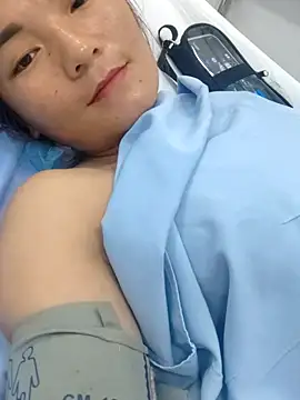 Snapshot of phuongxinhxan chatting on October 14, 2025, 1:23 pm phuongxinhxan online show from October 14, 2025, 1:23 pm