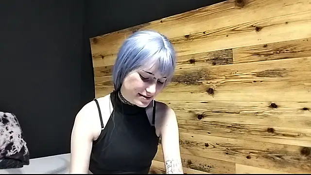 Snapshot of JenaeRadloff chatting on September 27, 2025, 2:23 pm JenaeRadloff online show from September 27, 2025, 2:23 pm