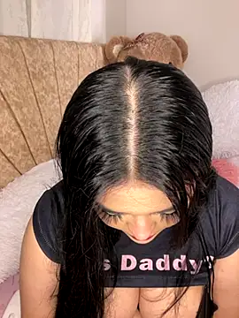 Mericute  online show from October 21, 2025, 2:22 am